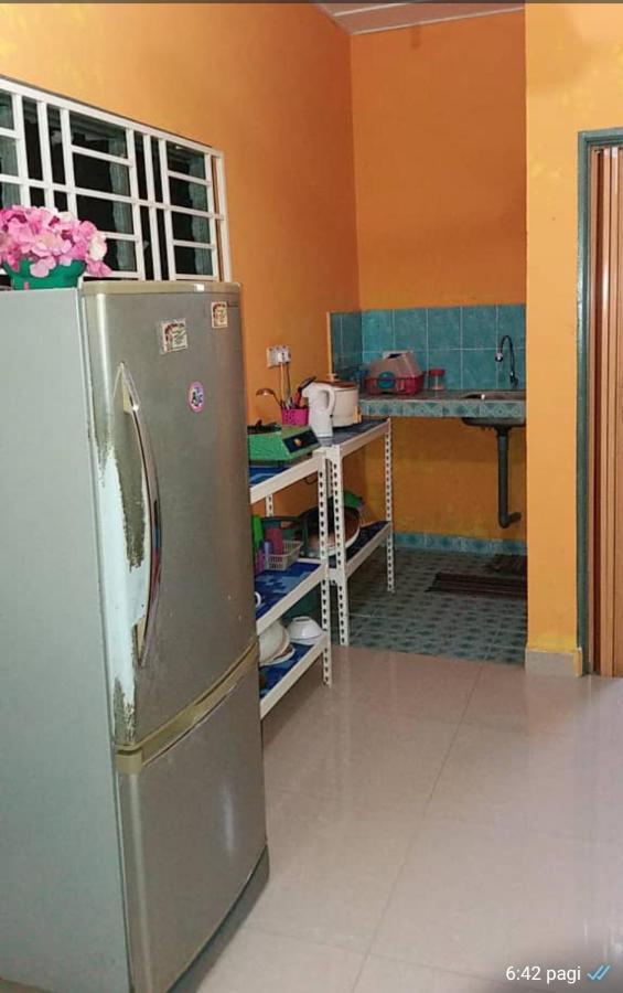 Dhia Irdina Homestay Paya Rewak Экстерьер фото