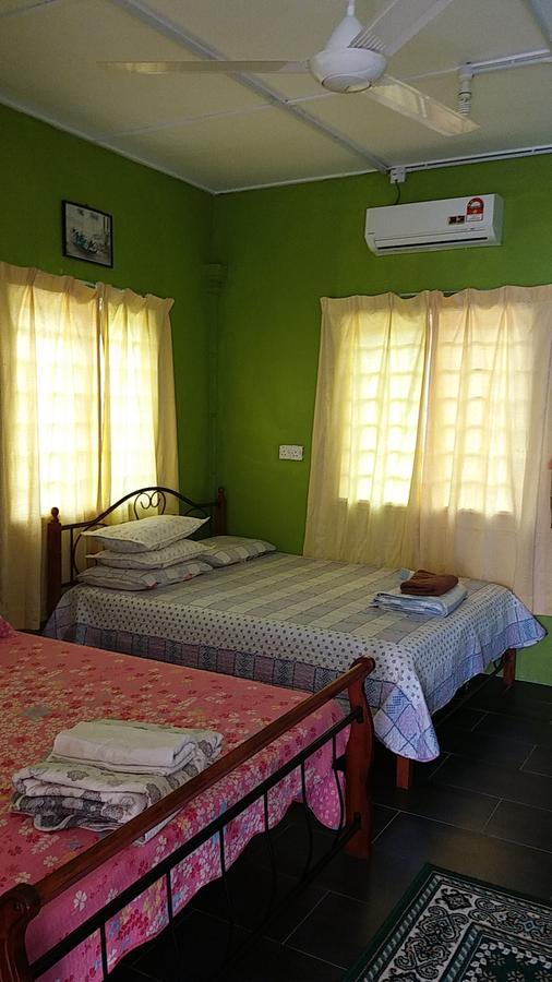 Dhia Irdina Homestay Paya Rewak Экстерьер фото